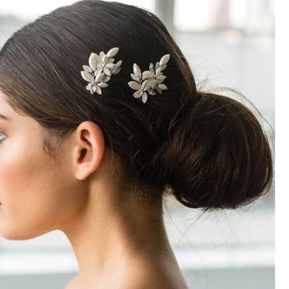 BRIDES & HAIRPINS (D)NWT EFI COMB